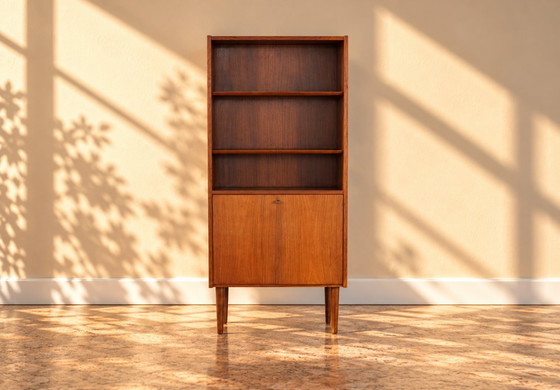 Vintage Wall cabinet | cabinet | 60s | Danish – Wood (photo 2 of 8)