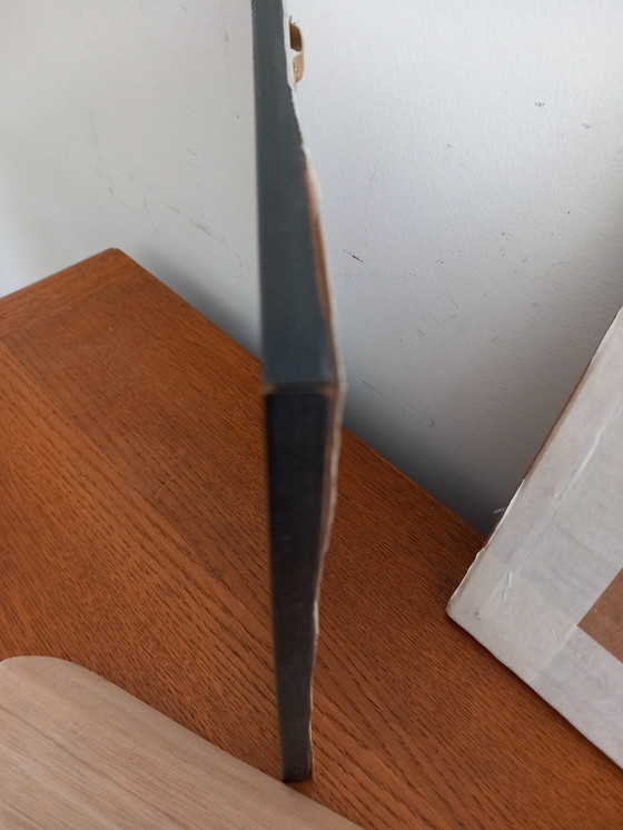 Image 1 of Coppia di cornici in radica di olmo e filetti decorati con perline – Scene di genere