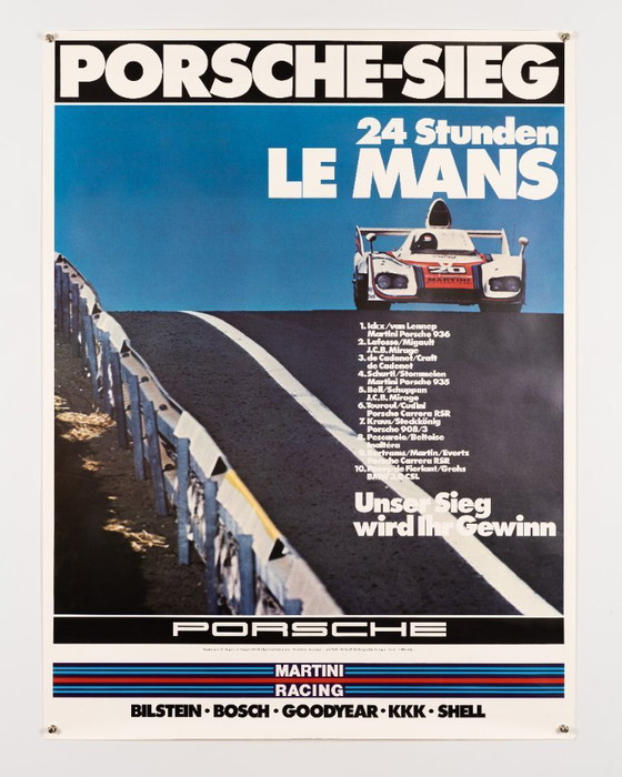 Image 1 of Porsche Sieg 24 Stunden Le Mans 1976 – Originele Vintage Porsche Poster van Werbeagentur Strenger – Mid-Century Modern – 102x76 