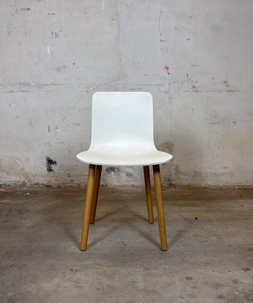Vitra Hal Jasper Morrison Plastic, wood – White  – Task chair