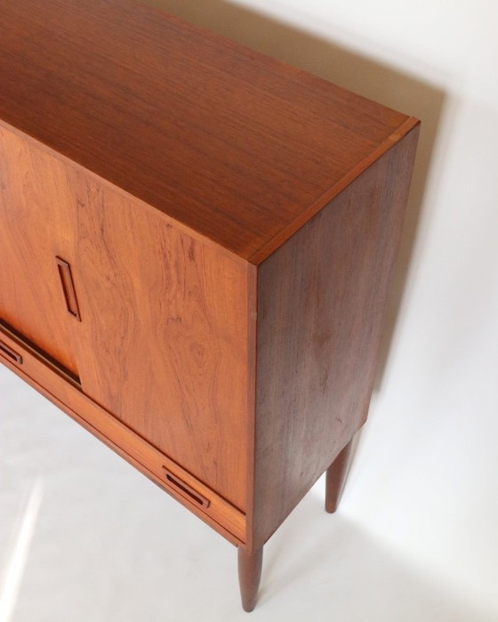 Image 1 of Vintage teak highboard Danish design sideboard sideboard
