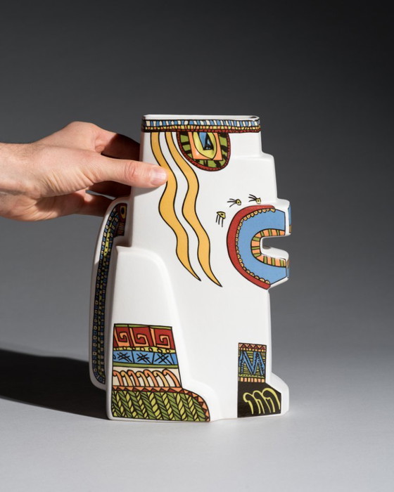 Image 1 of RARE Rosenthal Javier Mariscal Serie "Leones" Vase Postmodern Graphic