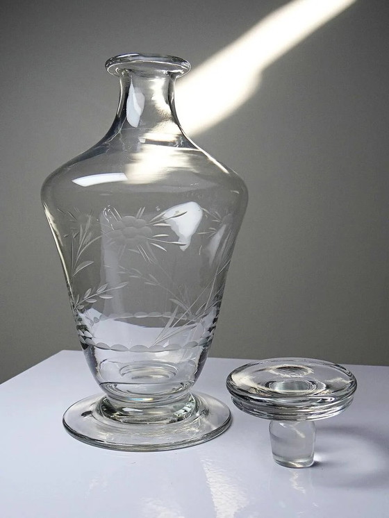 Small antique decanter in engraved Bohemian crystal, early 20th century. – Glass & Decanter, Glass, Vintage (photo 8 of 14)