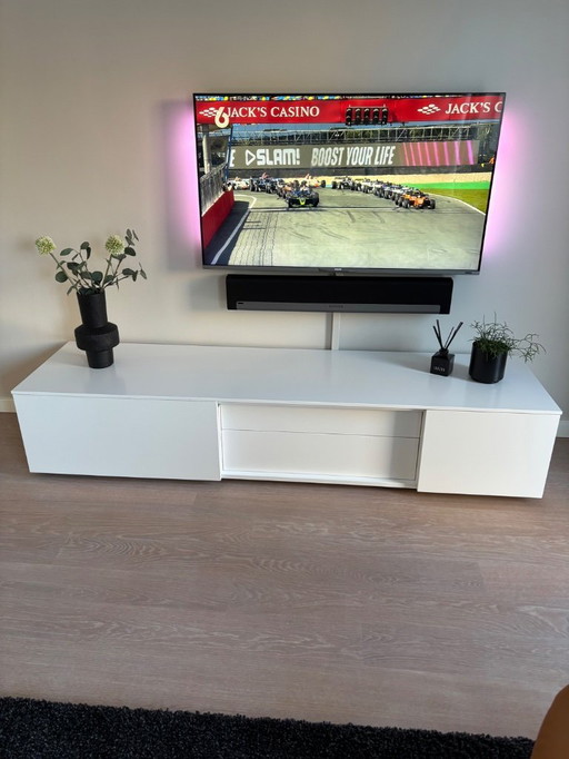 Meuble TV KARAT moderne et élégant