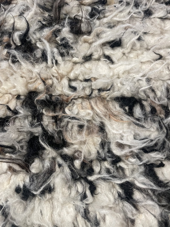 Image 1 of Karpet Turid, Linie Design