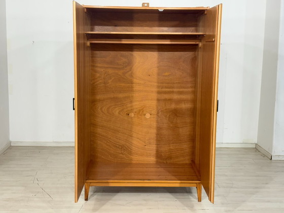 Image 1 of Armoire vintage / armoire à linge / armoire en bois / dressing