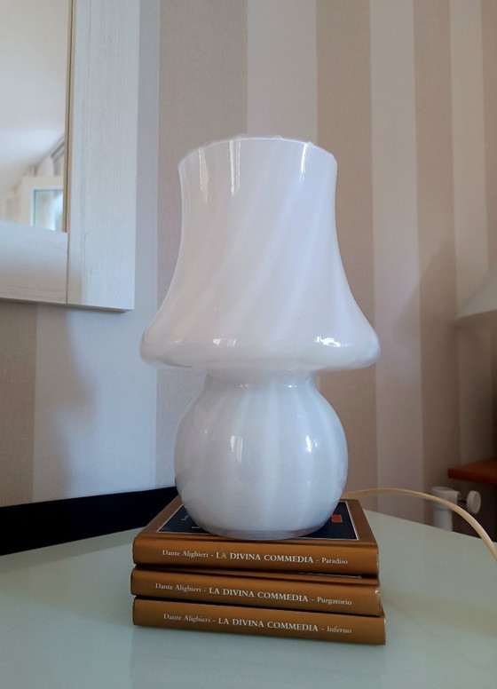 Image 1 of MURANO Vintage "Fungo" Bedside Lamp in Swirl Layered Glass - Mid-Century - Handmade - Made in Italy - Perfect