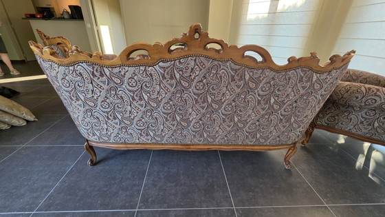 Image 1 of Ensemble de salon baroque trois pièces – Canapé trois places et deux fauteuils – Motifs cachemire