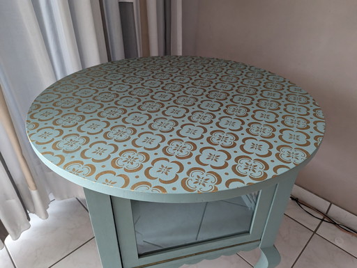 Smoking table, bar cabinet, display case, tea table