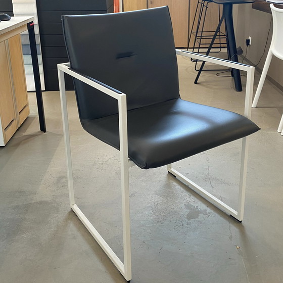 Image 1 of Silla de comedor Arco Frame XL