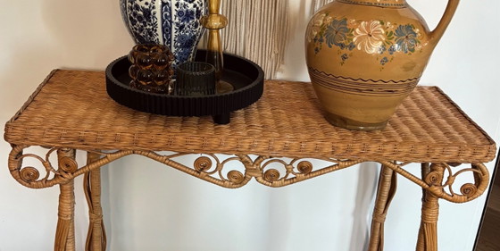 Prachtige mid century, vintage rotan Peacock sidetable uniek! – Consoles, Rattan (photo 4 of 5)
