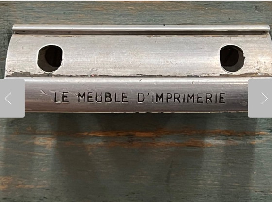 Image 1 of Gabinete de cajones