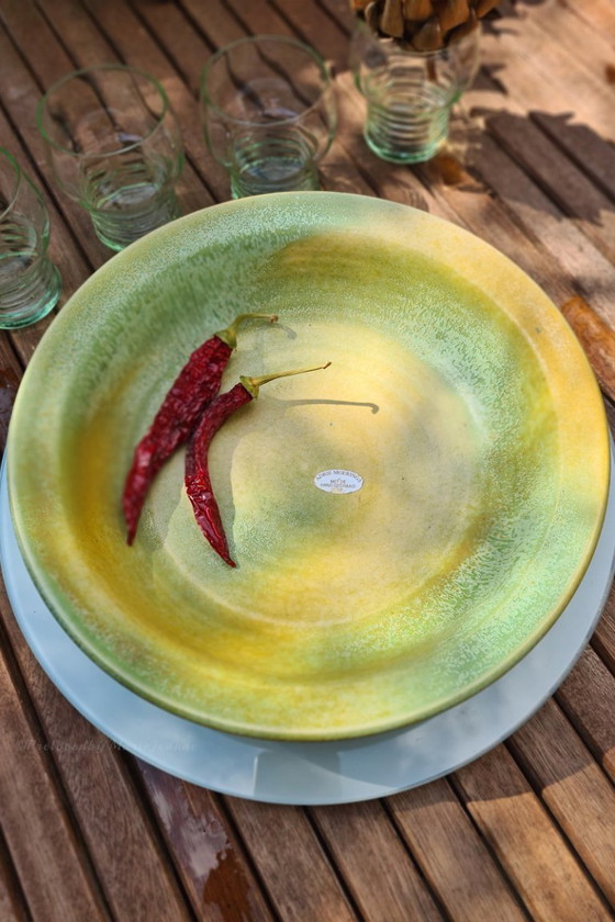 Image 1 of Adrie Moerings - Ciotola in terracotta tornita a mano.