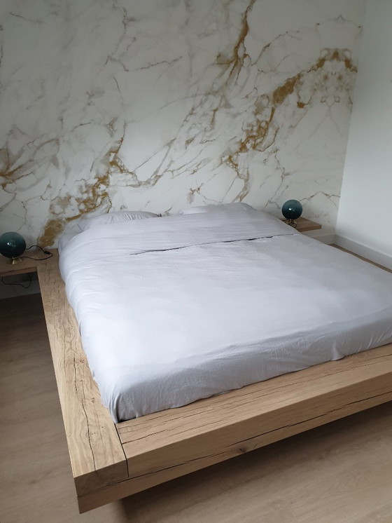 Image 1 of Cama de roble macizo 180x200