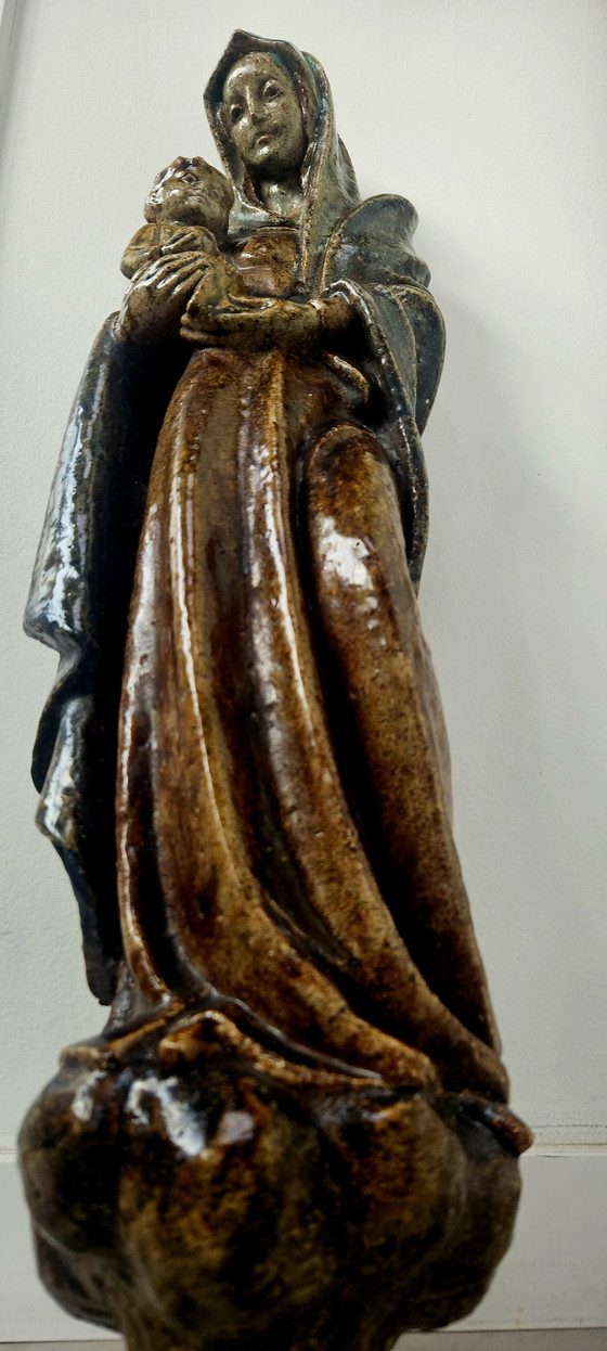 Image 1 of Ceramic statue of Mary wall model