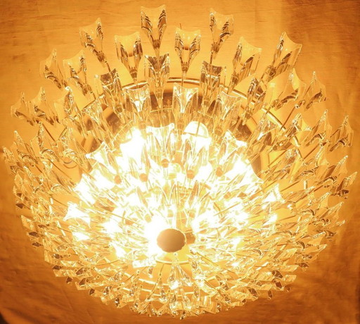 Plafonnier Stilkronen en laiton doré et cristal, Italie, années 1970