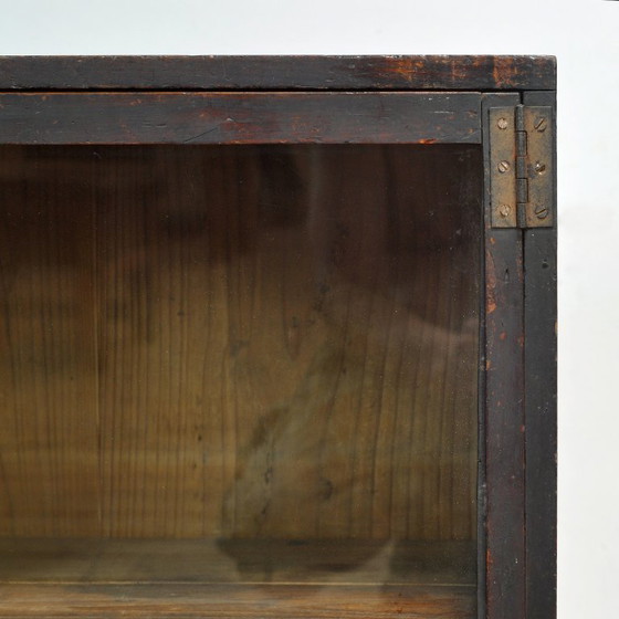 Image 1 of Petite vitrine japonaise, vers 1925