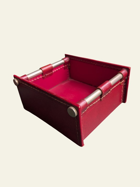 Image 1 of Raro posacenere di metà secolo in vetro giallo con custodia in pelle rossa | anni '60 vintage