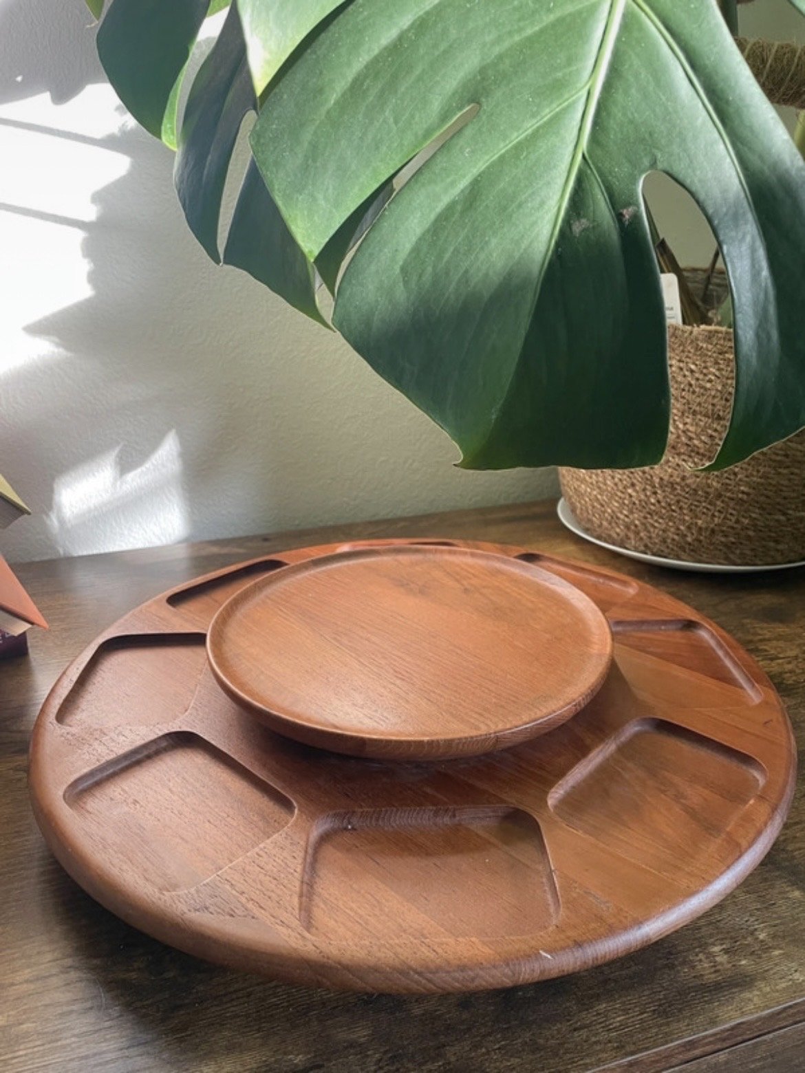 食器 DENMARK DIGSMED DESIGN DIGSMED Denmark XL teak lazy susan serving tray | €66 | Whoppah