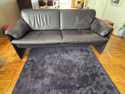 2.5-seat Bora Bora bench by Leolux