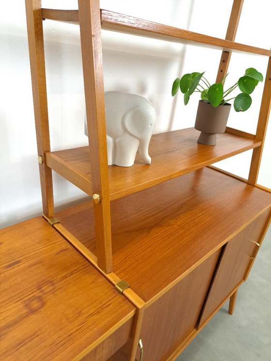 Image 1 of Armario doble de chapa de teca con escritorio de Suecia