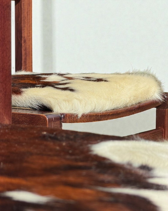 Image 1 of Italienische Esszimmerstühle aus der Mitte des 20. Jahrhunderts mit Bezug aus naturbelassenem Rindsleder (2er-Set)