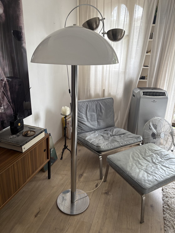 Image 1 of Space Age Mushroom vloerlamp vintage retro jaren 60 chroom