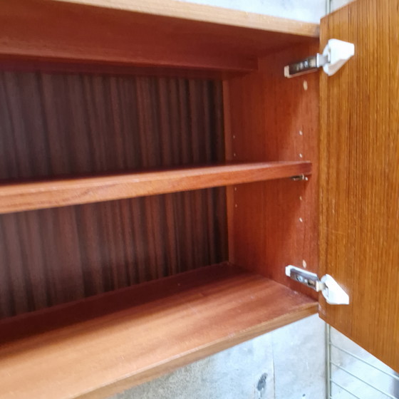 Image 1 of Buffet mural suspendu vintage des années 1960