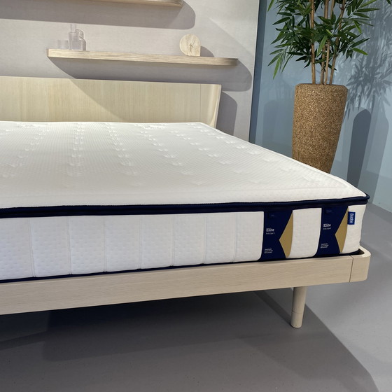 Image 1 of Matelas Auping Elite X - 180x210 souple/moyen
