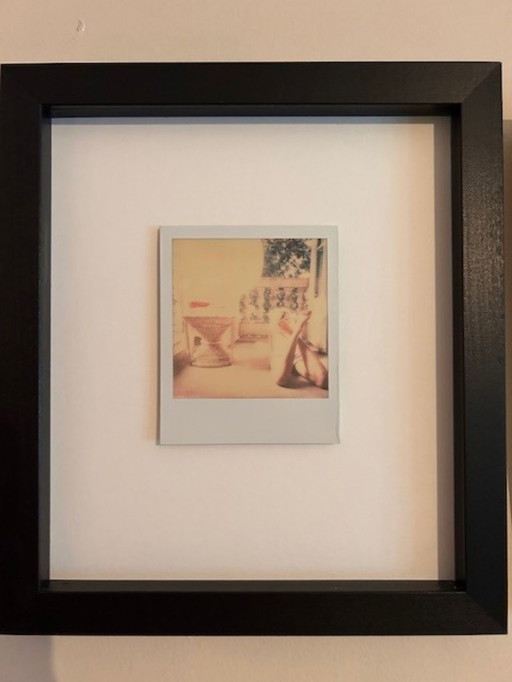 Intimes Polaroid-Kunstwerk im Rahmen - gekauft bei Art Amsterdam