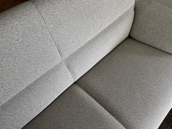 Wunderschöne Leolux Felizia Sofas, 2- und 2,5-Sitzer-Sofas – 2 Sitzer Sofas, Textile, Aluminium (photo 14 of 15)