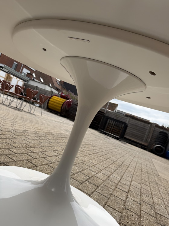 Image 1 of Knoll Tulip oval dining table 198cm White (or Black Phoenix) laminate Eero Saarinen