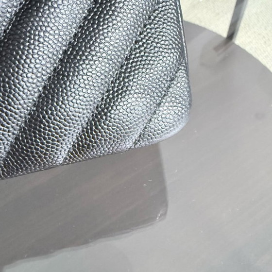 Image 1 of Borsa Chanel Classic Flap Small - Caviar 23CM Chevron Nero Hardware Argento Serie 25
