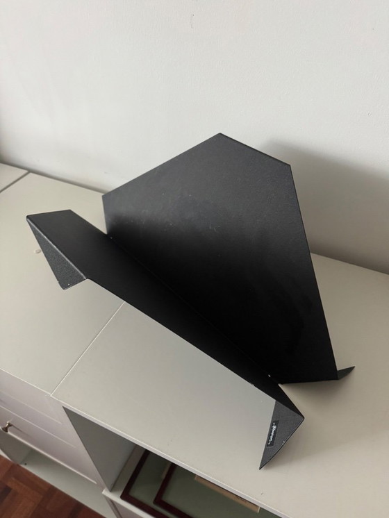 Image 1 of Minimalistische "Origami" tijdschrifthouder Dutch design