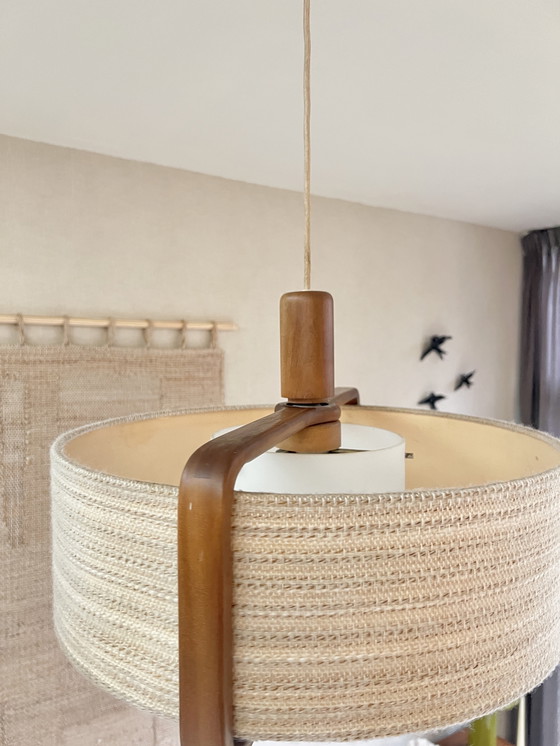 Image 1 of Hermosa lámpara colgante de teca ajustable de diseño escandinavo