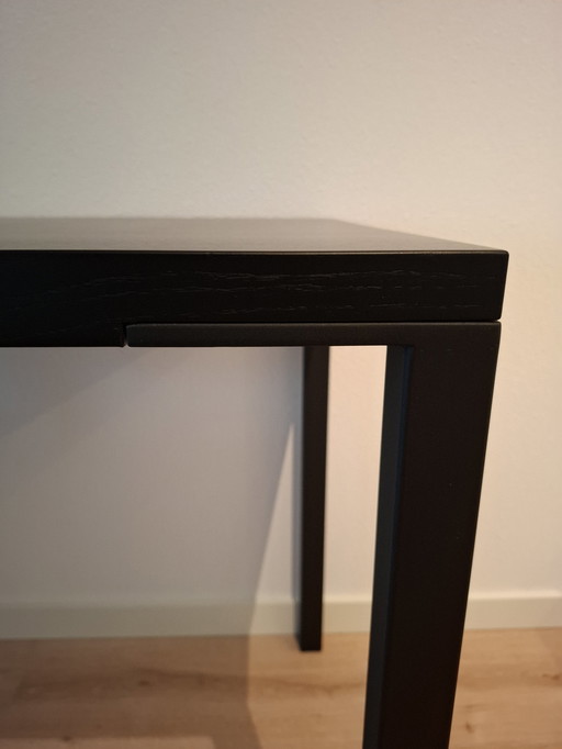 Schreibtisch mit massiver Eichenplatte