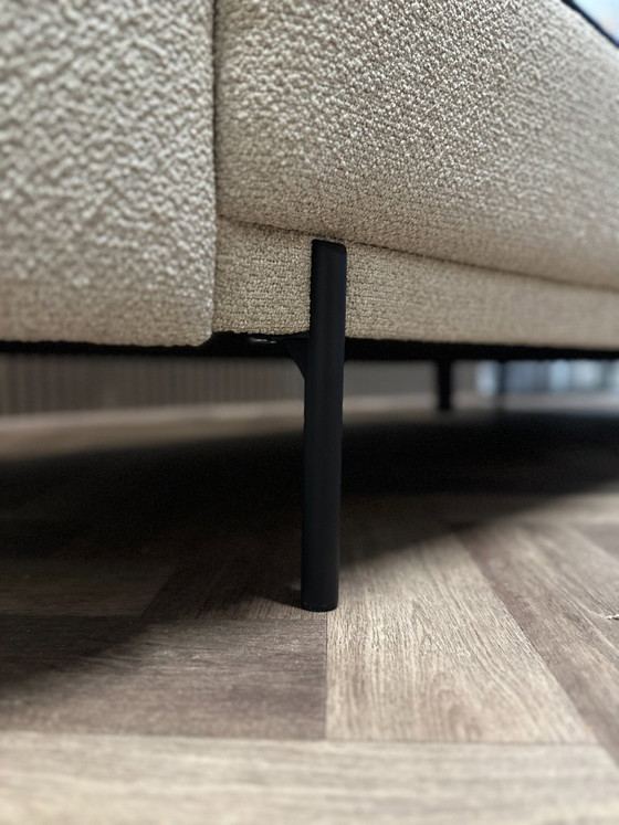 Sofá de muestra color beige en perfecto estado, 226x90 cm. – Sitdesign, Sofás de 2 plazas, Textile (photo 10 of 11)