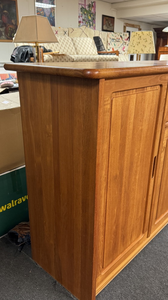 Image 1 of Teakhouten dressoir, Dyrlund Stijl