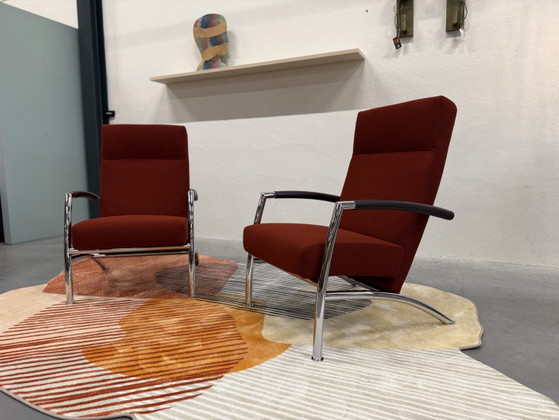 Image 1 of 2 Leolux Helical Sessel, roter Stoff, lila Leder
