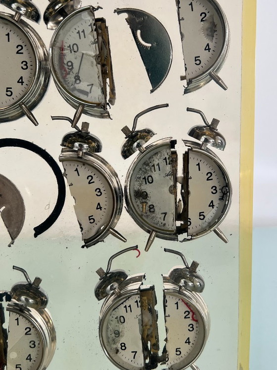 Image 1 of Fenandez ARMAN - Sculpture, Untitled (Alarm Clocks) - 43 cm - Resin - 2000