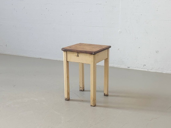 Vintage kruk met opbergruimte, circa jaren 1940/50. – Bijzettafels, Wood (photo 12 of 13)