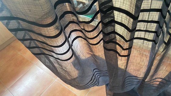 Image 1 of 3x net curtains/in-between black - modern design