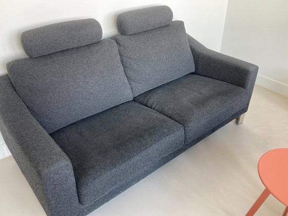 2x Leolux Antonia 2,5-Sitzer, Inkl. 2 Kopfstützen – 2 Sitzer Sofas, Textile (photo 5 of 5)