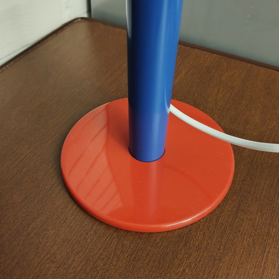 Lampada da tavolo postmoderna IKEA unica nel suo genere: gialla, blu e rossa, in stile Memphis. (photo 8 of 8)