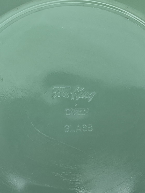 Image 1 of vintage Fire-King Jane Ray saladebord 19,5 cm gemaakt van jadeite groen glas