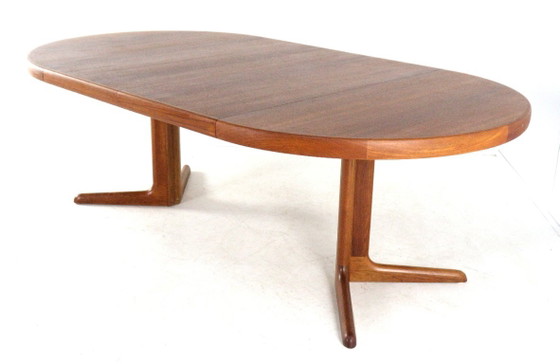 Round 2x extendable teak Dining table vintage Danish restored, Wood, Brown, Mid Century Modern (photo 4 of 15)