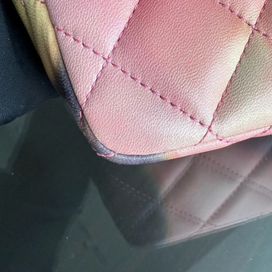 Image 1 of Borsa Chanel Classic Flap Small - Edizione limitata in pelle di agnello trapuntata Flower Power con finiture nere, serie 21