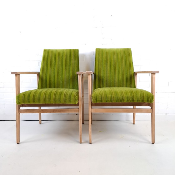 Image 1 of 2 sedie vintage anni '70 in legno con rivestimento in velluto verde