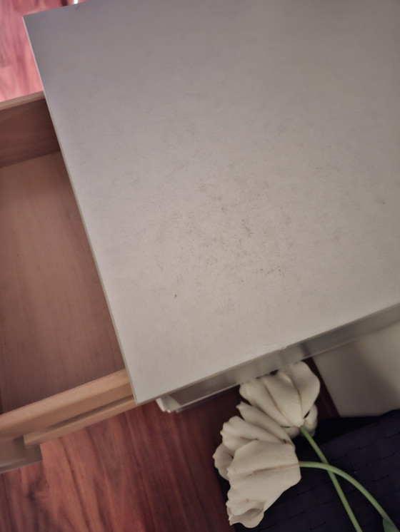 Image 1 of Goossens 2st nachtkastjes, grijs, alu, melkglas