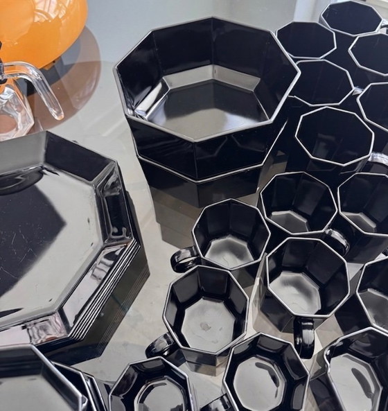 Image 1 of Komplettes Arcoroc Octime Geschirrset (Schwarz, 1980er Jahre)